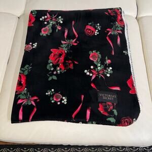 Victoria's Secret Black Rose Floral Sherpa Blanket